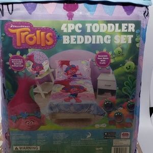 Trolls toddler bedding set